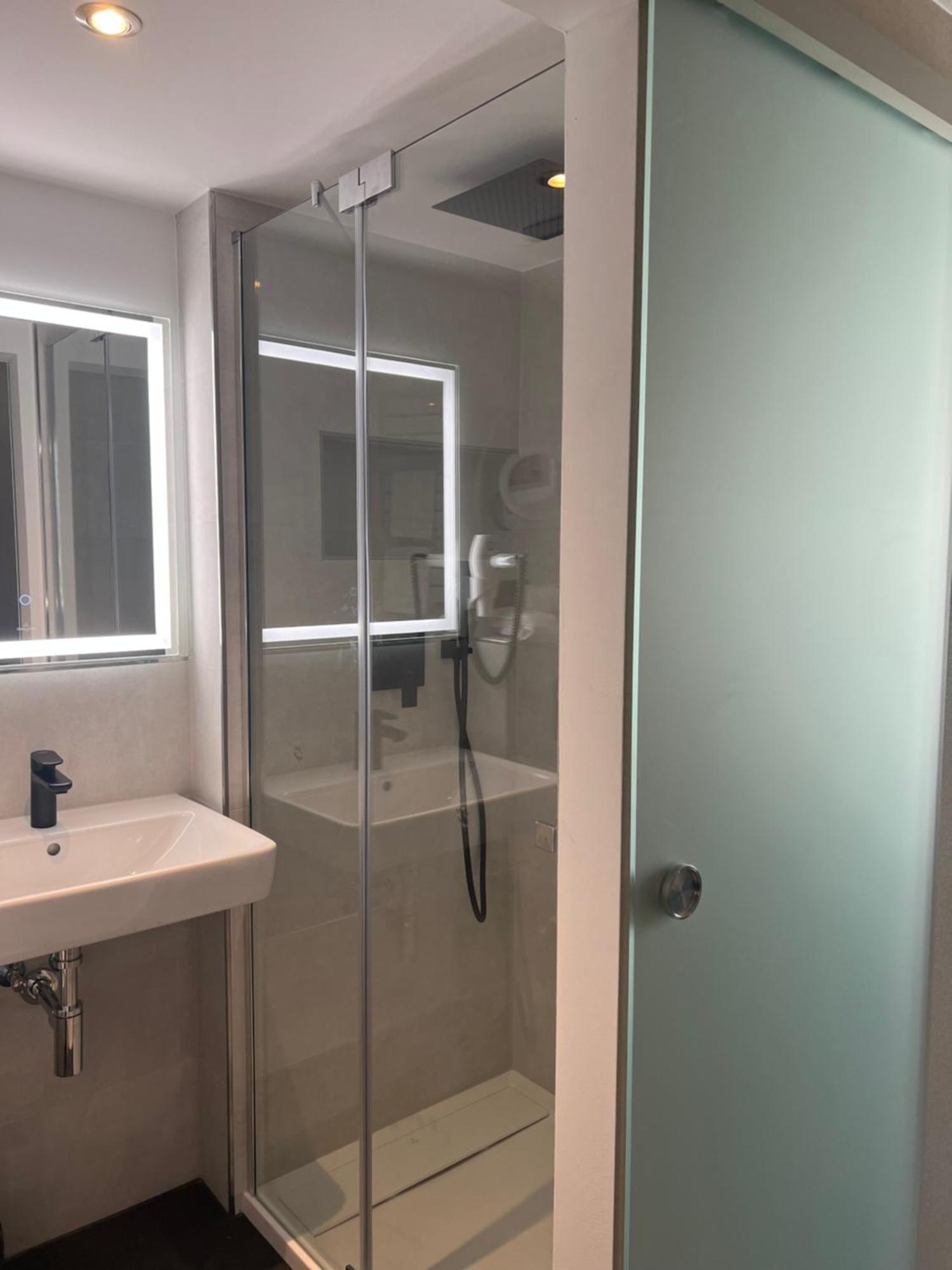 Aal-Kate Hotell Wuppertal Exteriör bild
