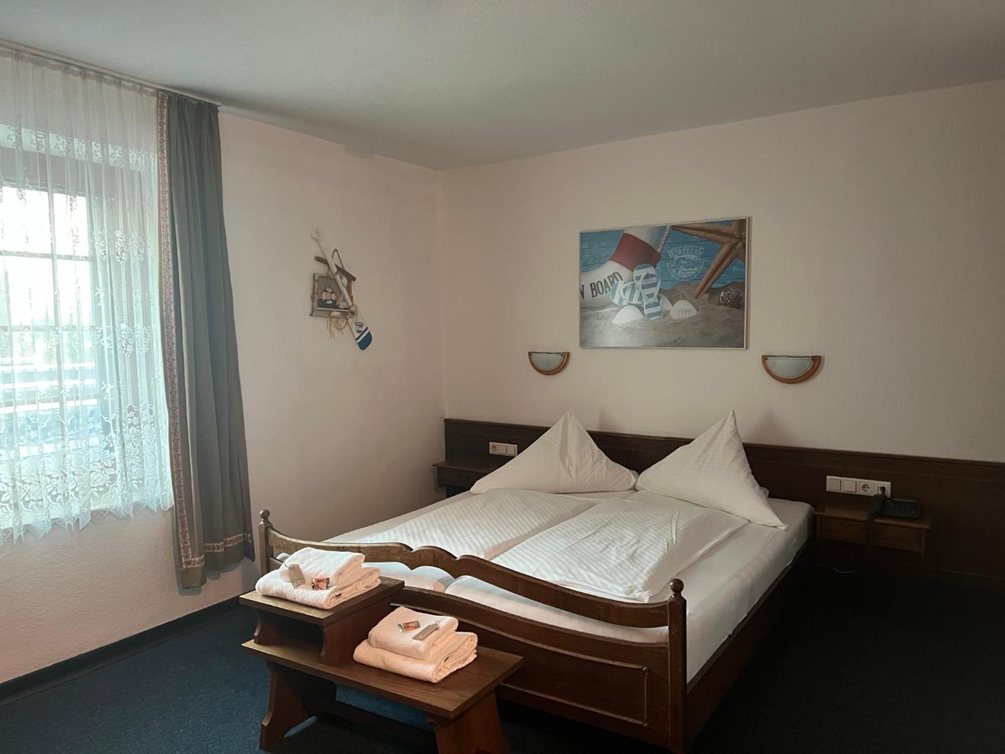 Aal-Kate Hotell Wuppertal Exteriör bild