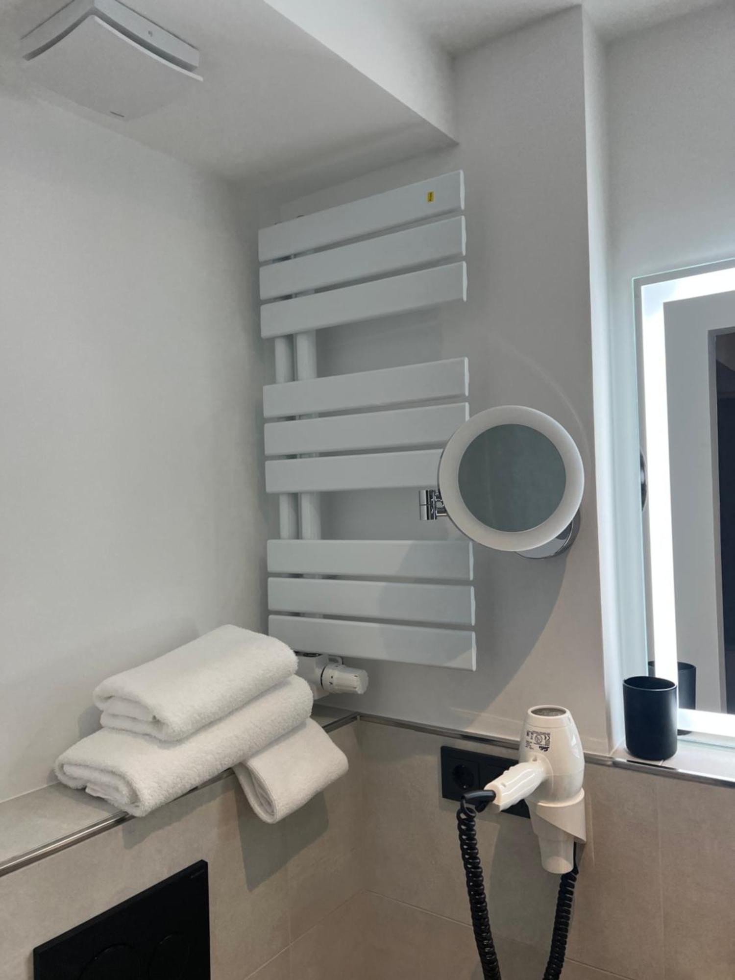 Aal-Kate Hotell Wuppertal Exteriör bild